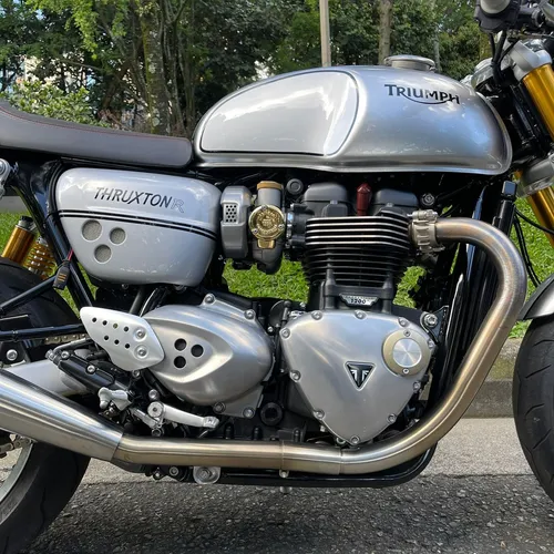 Triumph Thruxton R 1200