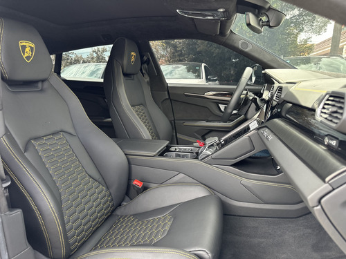 Lamborghini Urus 4.0 V8