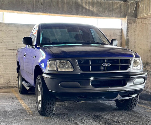 Ford F-150 4.2 Xl Style Side 4x4