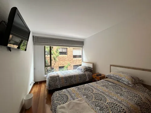 Apartamento En Venta En Chicó Navarra. Cod V11989