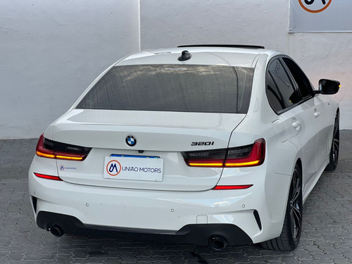 BMW 320i M Sport Sport
