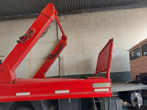Mercedes Atron 1720 Con Portavolquetes Telescopico.