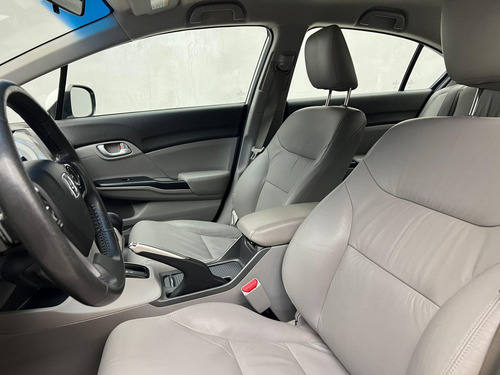 Honda Civic Sedan LXR 2.0 Flexone 16V Aut. 4p