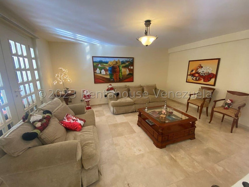 Casa En Venta En Santa Paula Calle Cerrada Casas En Caracas Angela Tochon