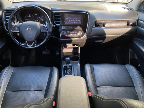 Mitsubishi Outlander 2.2 4X4 16V DIESEL 4P AUTOMÁTICO