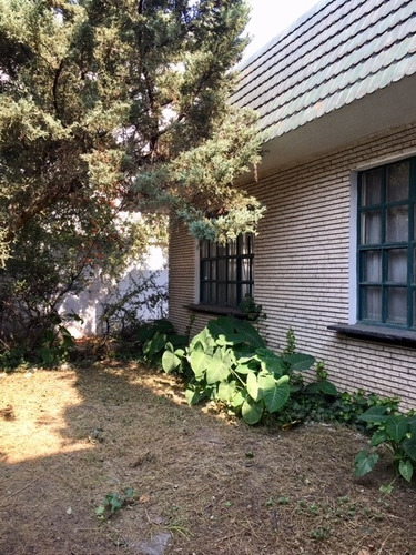 Imagen 1 de 8 de Casa En Venta Para Remodelar Ó Como Terreno.