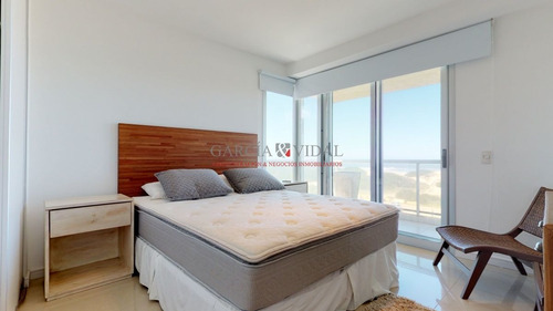 Imagen 8 de 14 de Venta De Apartamento 3 Dormitorios En Playa Brava, Punta Del Este