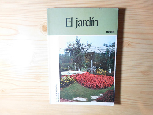 El Jardin - Editorial Ceac