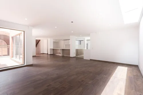 Casa En Venta En Niza Norte. Cod V3805