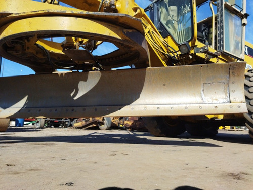 Motoniveladora Caterpillar 140h