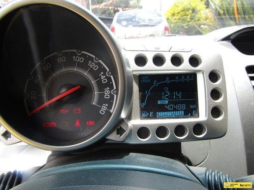 Imagen 13 de 25 de Chevrolet Spark 1.2 Gt