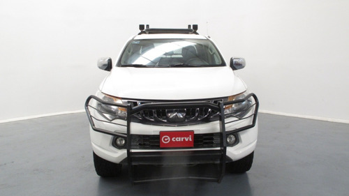 Imagen 8 de 15 de Mitsubishi L200 Diesel 4x4 2017