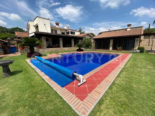 Residencia En Venta, Colonia Huertas Del Llano, Jiutepec, Morelos