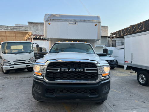 RAM 4000 5.7 Chasis Cabina Pl 4x2 Mt