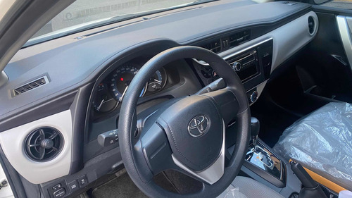 Imagen 12 de 13 de Toyota Corolla Xei