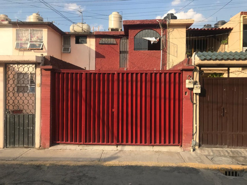 Casa En Venta En Villa De Las Manzanas Coacalco