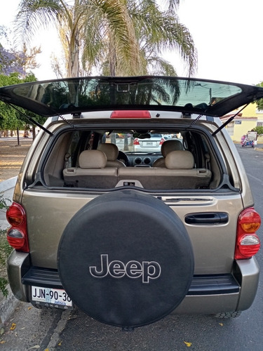 Jeep Liberty Renegabe Piel Cd Abs Qc 4x4 At 2003