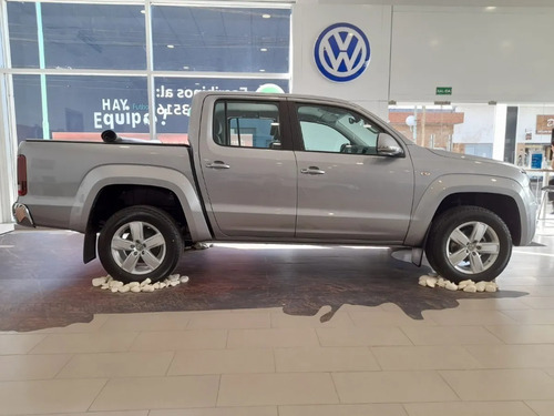 Imagen 3 de 25 de Amarok Highline 4x2 Aut 180cv Gr 0km
