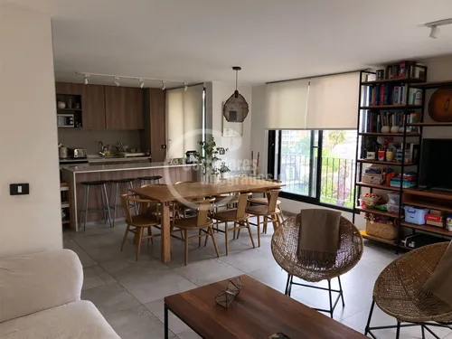 Lindo Y Amplio Dpto Venta De 2 Dorm. A Pasos Metro Linea 1