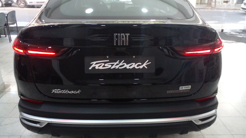 Fiat FASTBACK 1.3 T270 At6