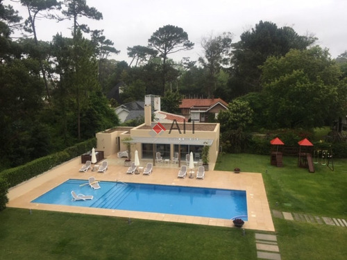 Imagen 1 de 30 de Departamento 2 Dormitorios Con 2 Parrilleros Propios!! En La Brava, Impecable!