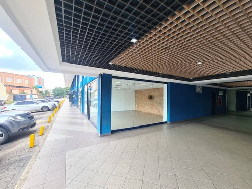 Imagen 2 de 11 de Fernando Perez Alquila Local Comercial En Naguanagua , Centro Comercial Paseo La Granja