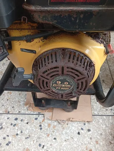 Planta De Agua De Gasolina 9.0 Hp (Usado)