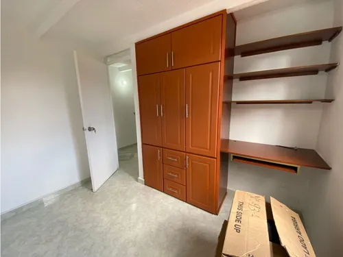 Apartamento En Venta Los Colores, Medellín