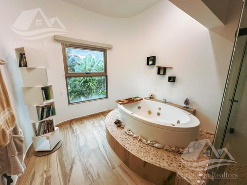 Casa En Venta En Lagos Del Sol Cancun
