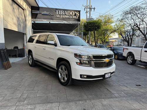 Chevrolet Suburban 5.3 Ltz V8 4wd 2da Cubo At