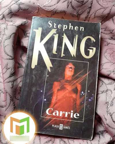 Carrie - Stephen King