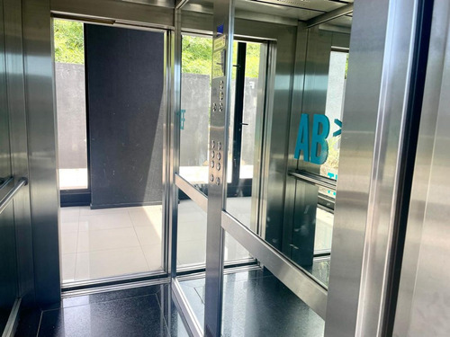 Departamento 3 Amb- Av Libertador 13300 Martinez