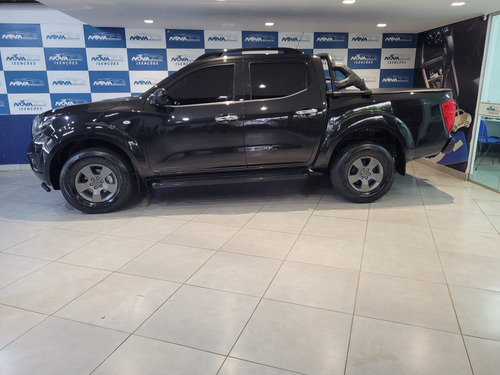 Nissan Frontier 2.3 Attack Cab. Dupla 4x4 Aut. 4p