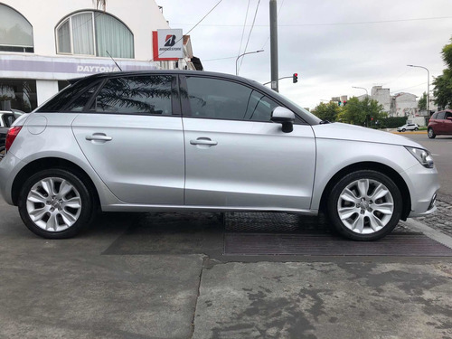 Audi A1 Sportback 1.4 Ambition Tfsi Stronic 2014