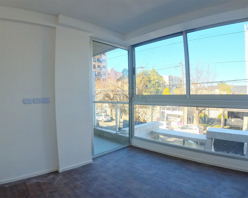 Imagen 14 de 22 de Departamento En Venta En Ramos Mejia Centro