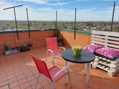 Departamento Con Terraza ! Mart.-vias/libert.