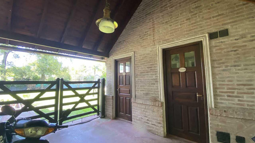 Casa En Venta En Barrio El Pato Verde Muñiz