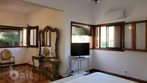 Imagen 23 de 29 de Venta Casa En Lomas De La Carolina Con 4 Dormitorios Y 5 Baños, Impecable!!!