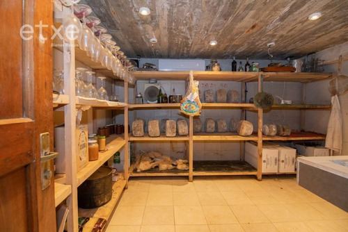 Casa En Venta De 4 Dormitorios En Carrasco