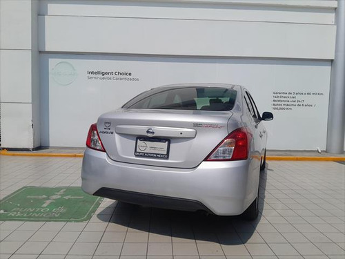 Nissan Versa 1.6 A/C Mt