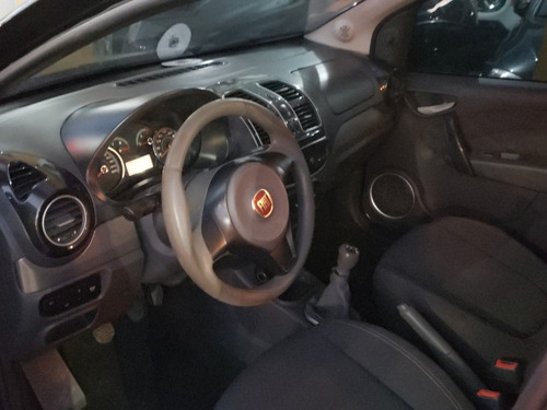 Fiat Grand Siena 1.4 Attractive Flex 4p 2013