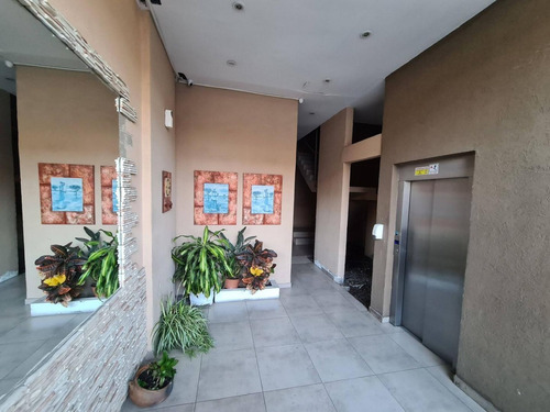 Imagen 2 de 14 de Venta Departamento 3 Ambientes Con Balcón - San Martin