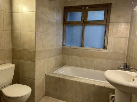 Casa En Venta De 4 Dorm. En El Arrayán