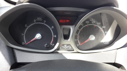 Ford Fiesta Kinetic Design 1.6 Titanium 120cv