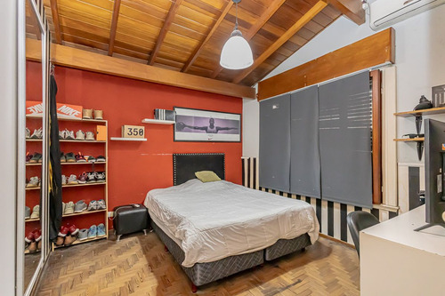 Venta Casa 5 Ambientes En Castelar Sur Con Pileta