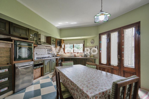 Imagen 13 de 30 de Casa En Venta Castelar Con Pileta