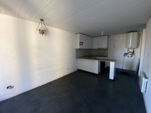 Se Vende Departamento 1d 1b, Estacionamiento Y Bodega