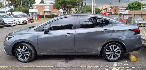 Nissan Versa 1.6 Advance