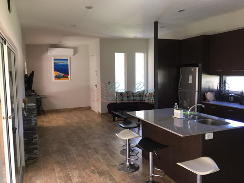 Imagen 4 de 10 de Casa Moderna A 100 Metros Del Mar!
