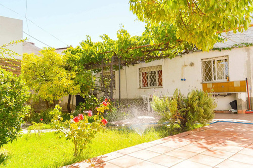 Vende Zona Ctro. Casa 3 Dorm. Apto Desarrollo